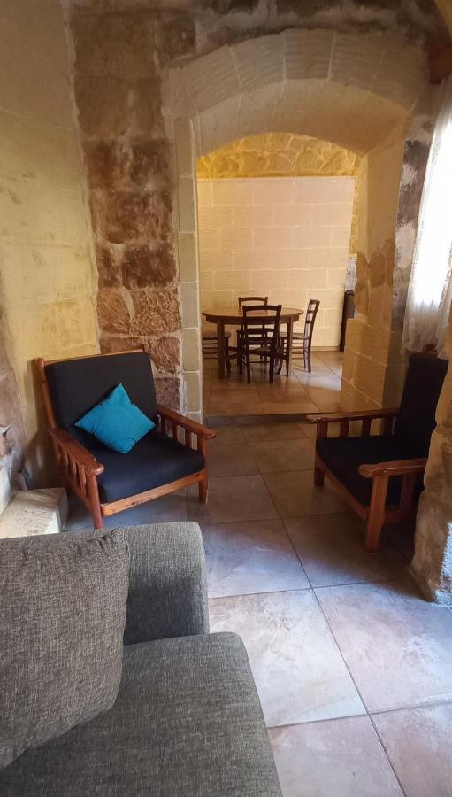 Ta Lucia Farmhouse With Private Pool And Bbq Santa Luċija Exterior foto