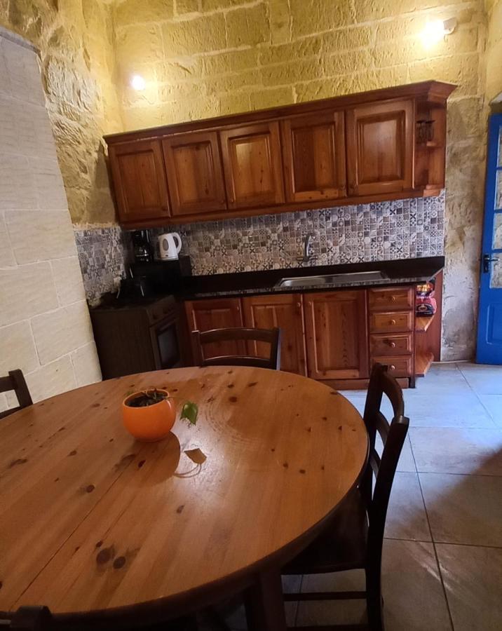 Ta Lucia Farmhouse With Private Pool And Bbq Santa Luċija Exterior foto