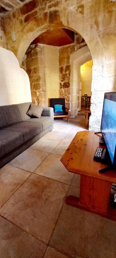 Ta Lucia Farmhouse With Private Pool And Bbq Santa Luċija Exterior foto